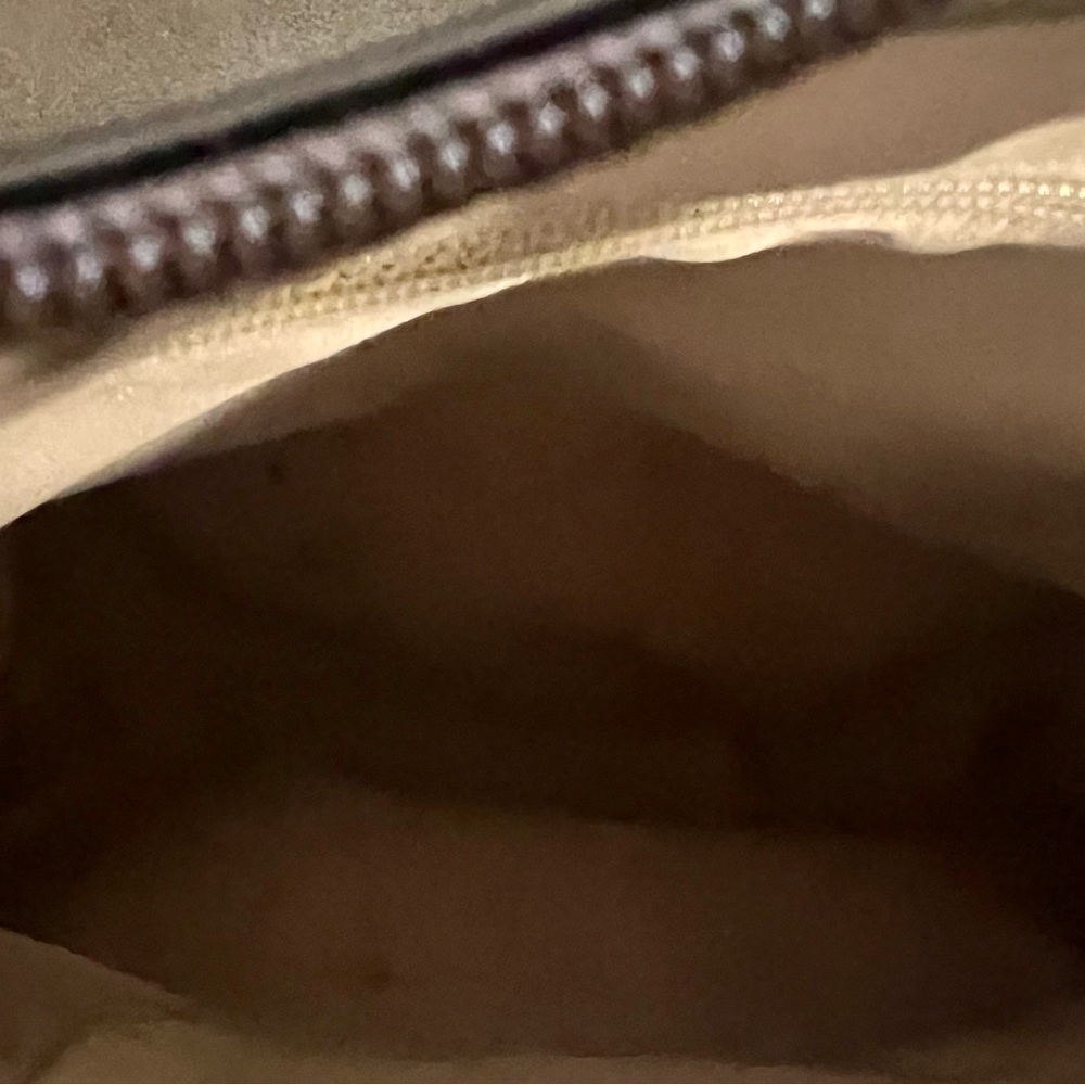 Coach purse - Picture 4 of 5